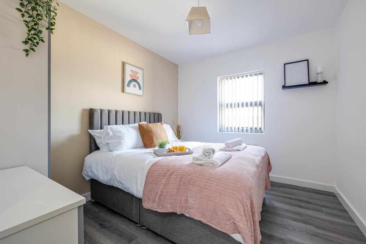 Top Floor Apartment With Private Balcony In Stockport Centre By Hass Haus Εξωτερικό φωτογραφία