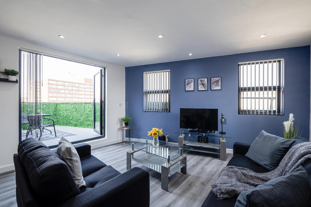 Top Floor Apartment With Private Balcony In Stockport Centre By Hass Haus Εξωτερικό φωτογραφία